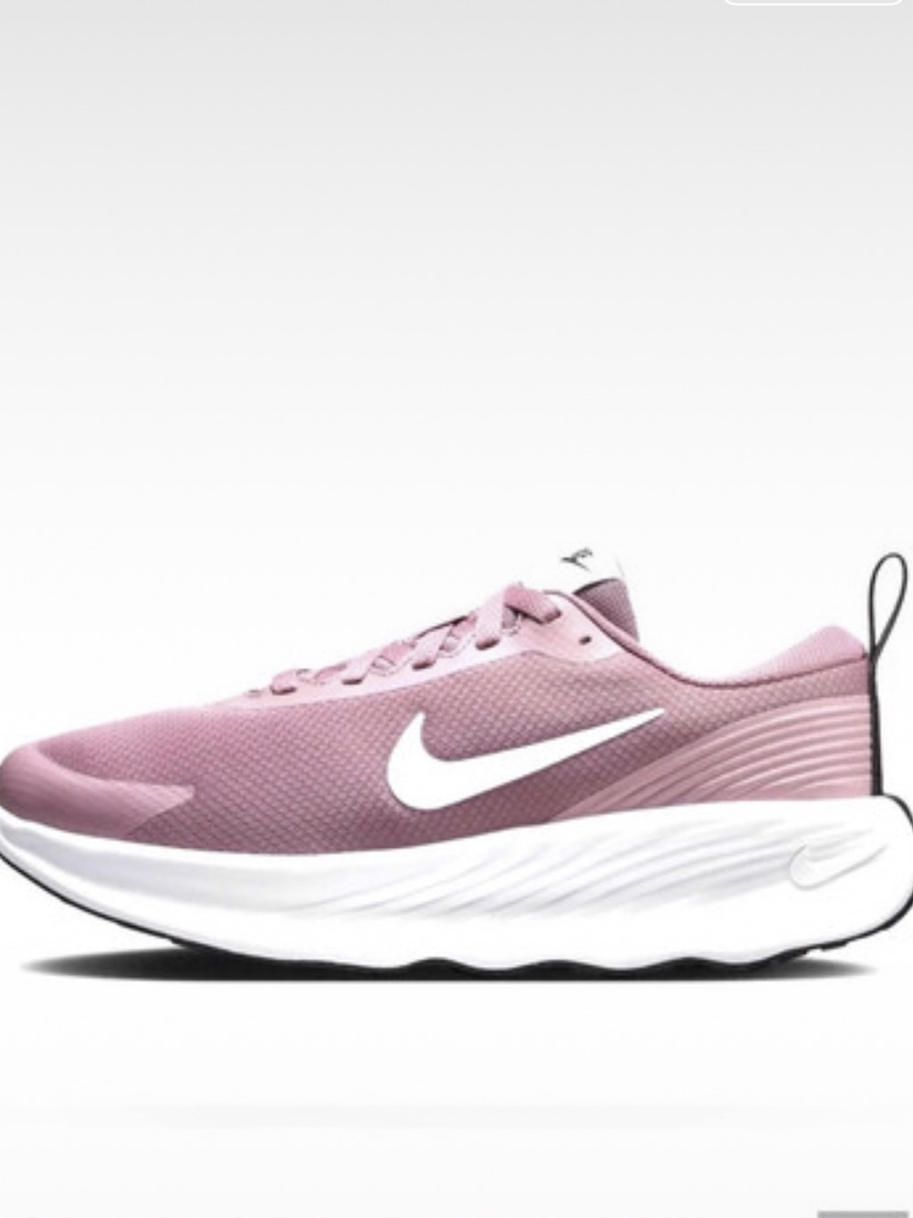 NIB Nike Promina Women's plum
Dust Sneakers size 11